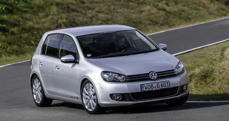 Volkswagen Golf Vi (2008-2013) – Skrzynka Bezpieczników - Schematy Bezpieczników
