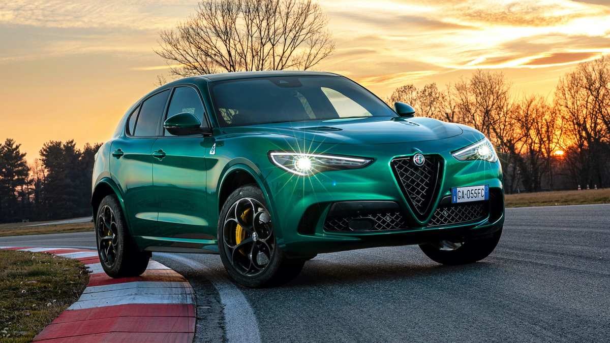 Alfa Romeo Stelvio (2022) - skrzynka bezpieczników