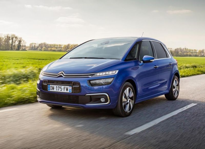 Citroën C4 Picasso II (2016-2018) - skrzynka bezpieczników