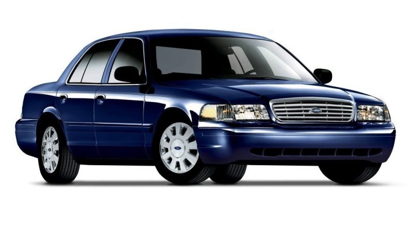 Ford Crown Victoria (2003-2012) - skrzynka bezpieczników