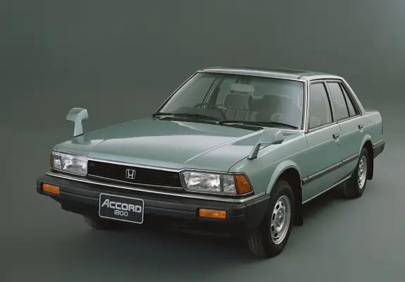 Honda Accord (1981-1985) - skrzynka bezpieczników