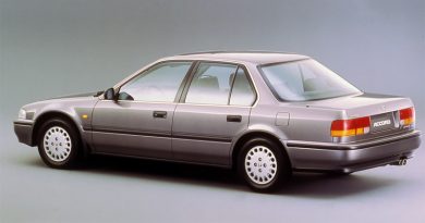 Honda Accord (1990-1993) - skrzynka bezpieczników
