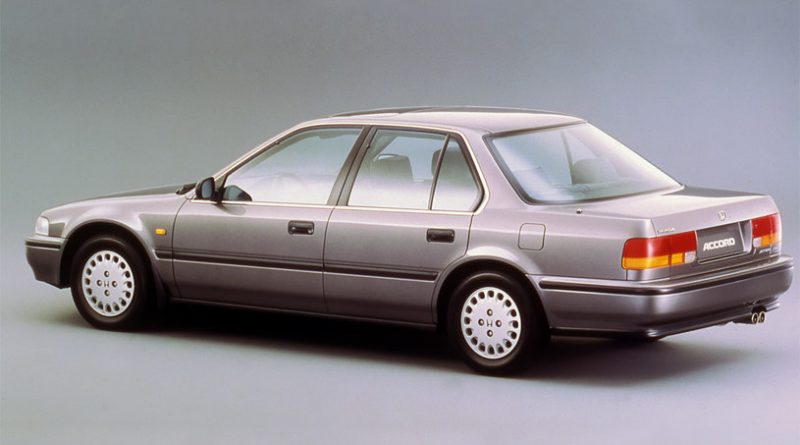 Honda Accord (1990-1993) - skrzynka bezpieczników
