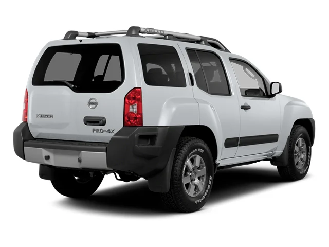 Nissan Xterra N50 (2010-2015) - skrzynka bezpieczników