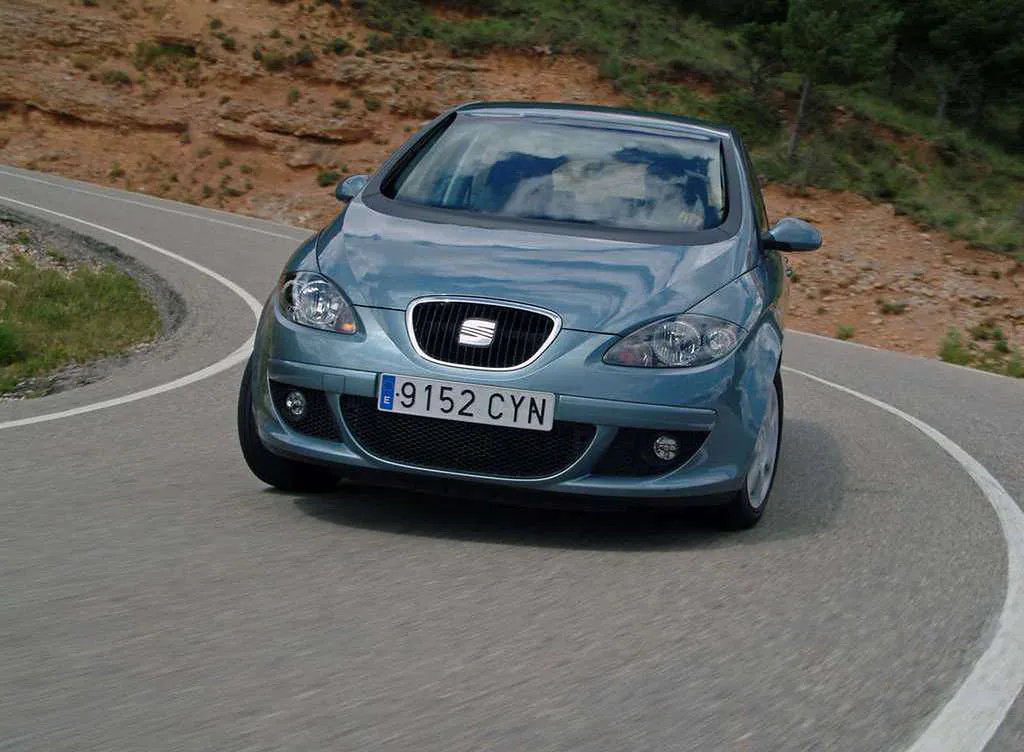 Seat Toledo (2004-2005) - skrzynka bezpieczników