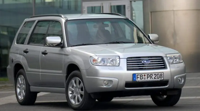 Subaru Forester SG (2005-2006) - skrzynka bezpieczników