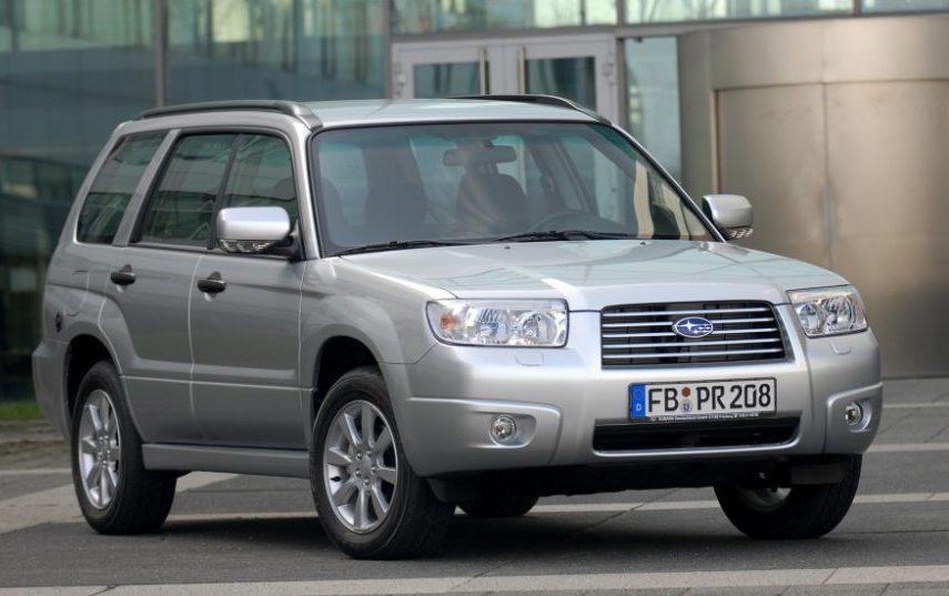 Subaru Forester SG (2005-2006) - skrzynka bezpieczników