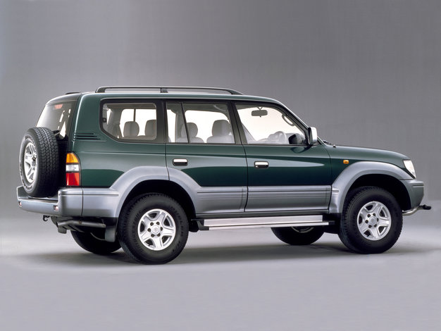 Toyota Land Cruiser Prado (J90) (1996-2002) - skrzynka bezpieczników