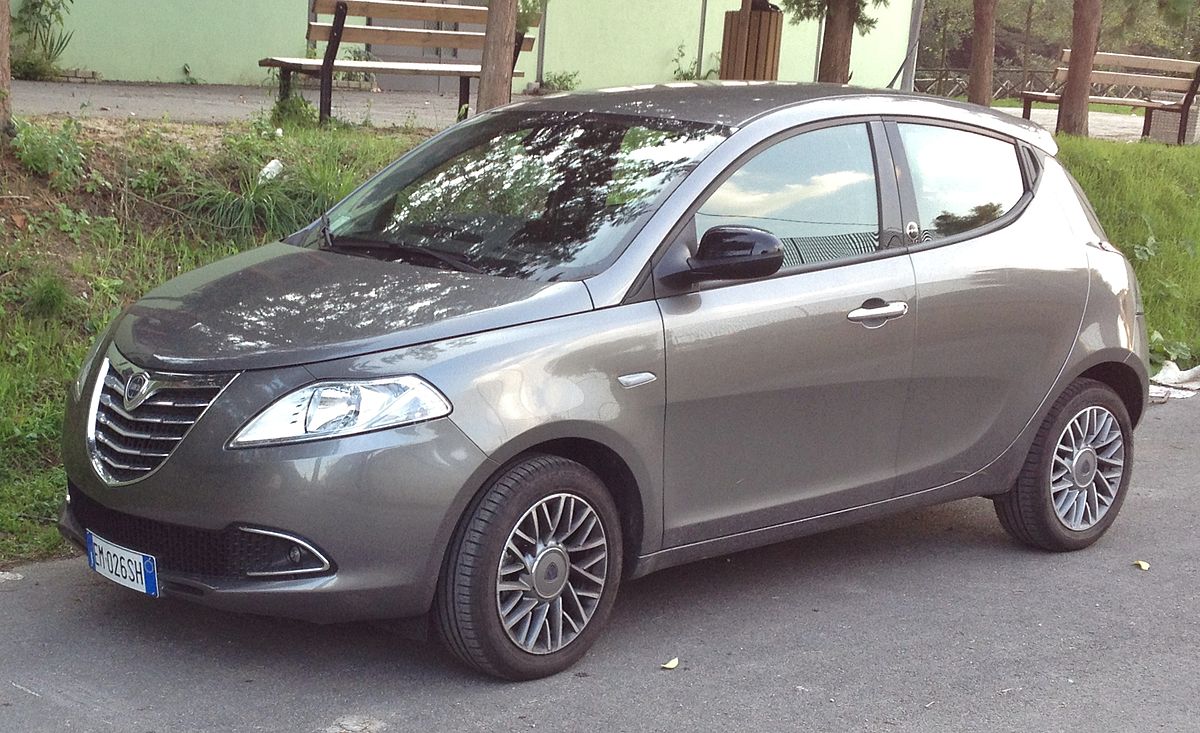 Lancia Ypsilon (2003-2011) – skrzynka bezpieczników